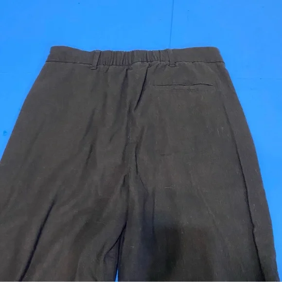 73. Old Navy Women’s Black Pants - Picture 9 of 9